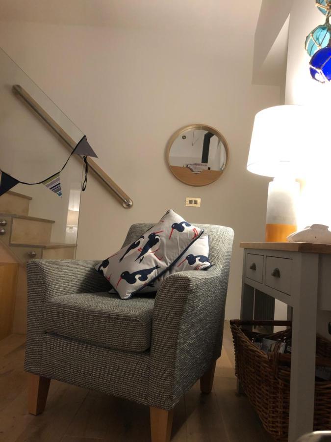 Beautiful Coastal Cottage In 피텐윔 외부 사진